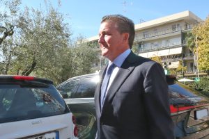 Dan Friedkin fuori l'Hotel Cavalieri