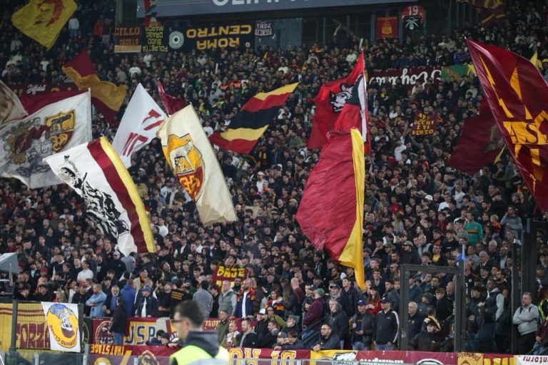 La Curva Sud in Roma-Parma
